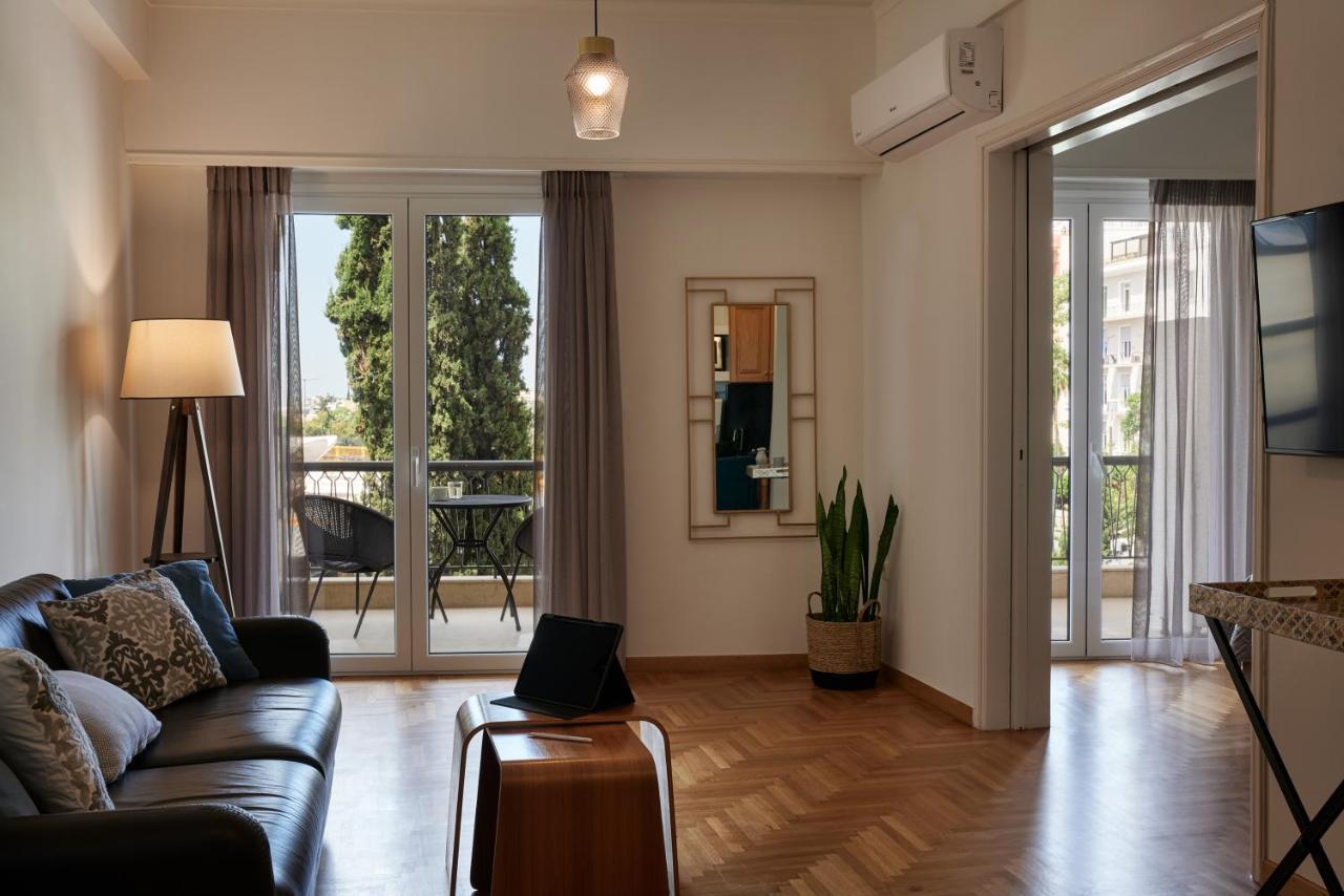 Chic One Bd Apartment With Hilton View Athen Eksteriør bilde