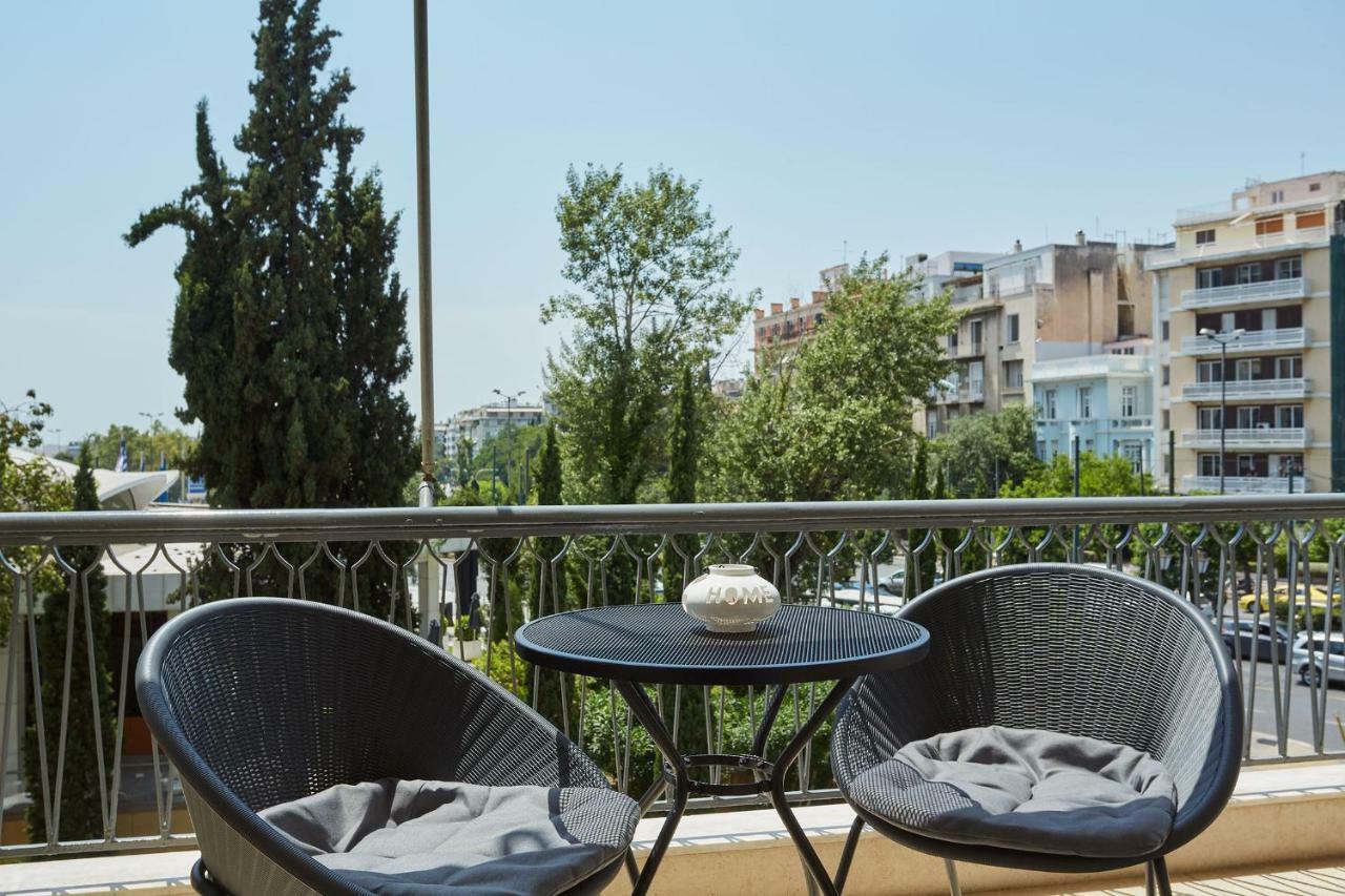 Chic One Bd Apartment With Hilton View Athen Eksteriør bilde